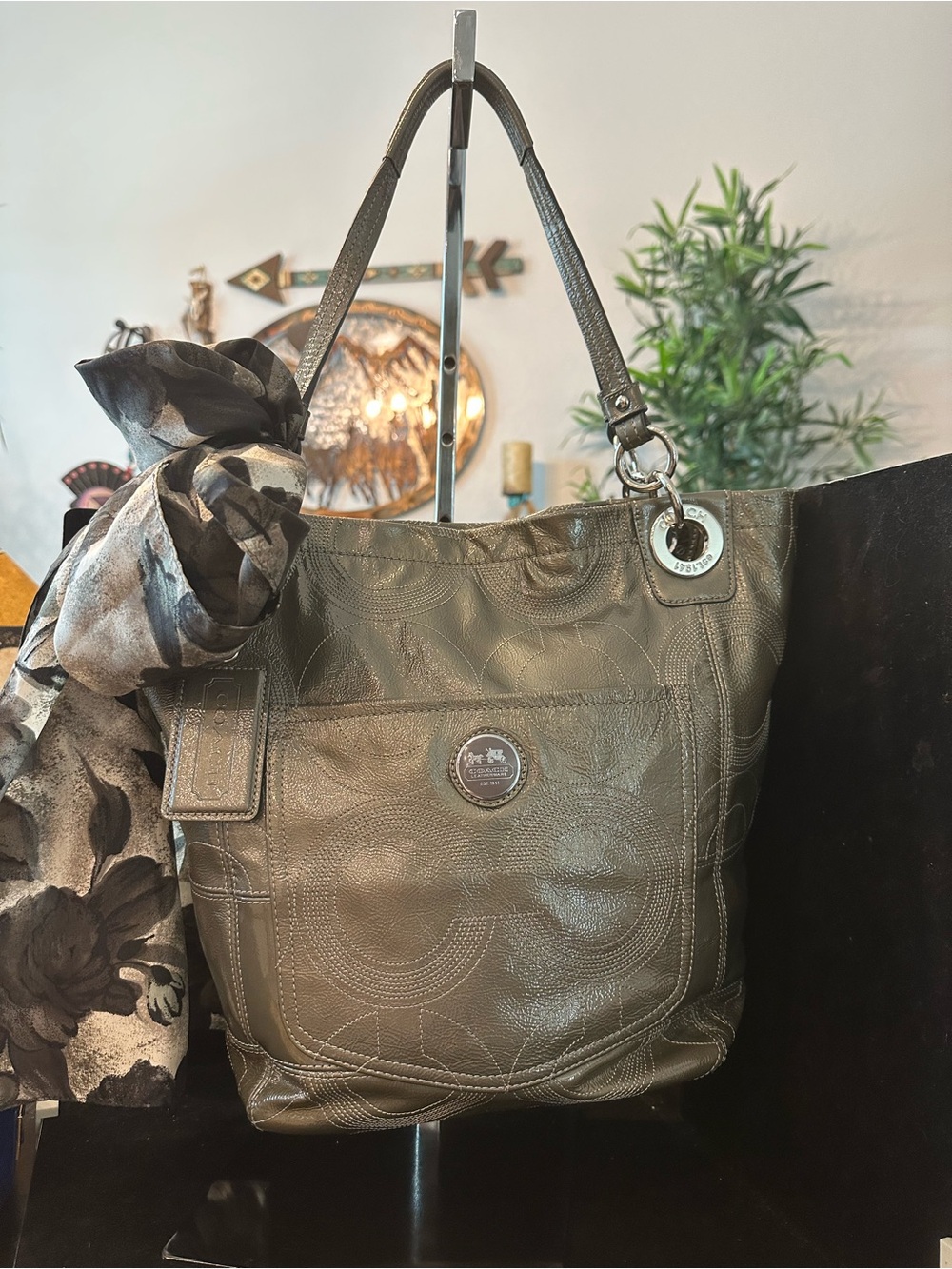 Coach #013Alex  Op Art  Olive Green PatentShoulder Tote with Signature Stitching